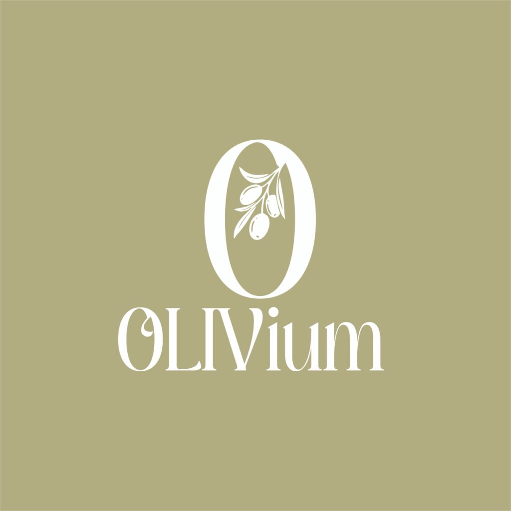 Logo der Marke OLIVium mit Olivenzweig-Design auf olivgrünem Hintergrund von Webschmiede, Oberwart.